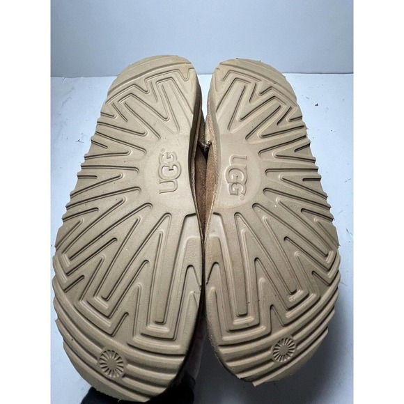 Ugg Classic Short Winter Boots Chestnut Suede Size 5 Preteen Youth Kids - Picture 8 of 9